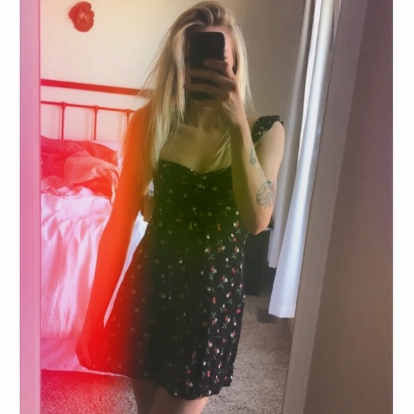 Flynn Skye Carla Mini in Cherry Bomb, BNWT - Picture 2 of 7